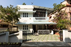 Chitralayam Homestay 2 BHK - 500 meters from Temple, Guruvayur