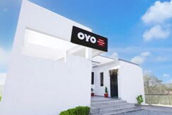 Hotel O Mid-Night Inn, Nagpur