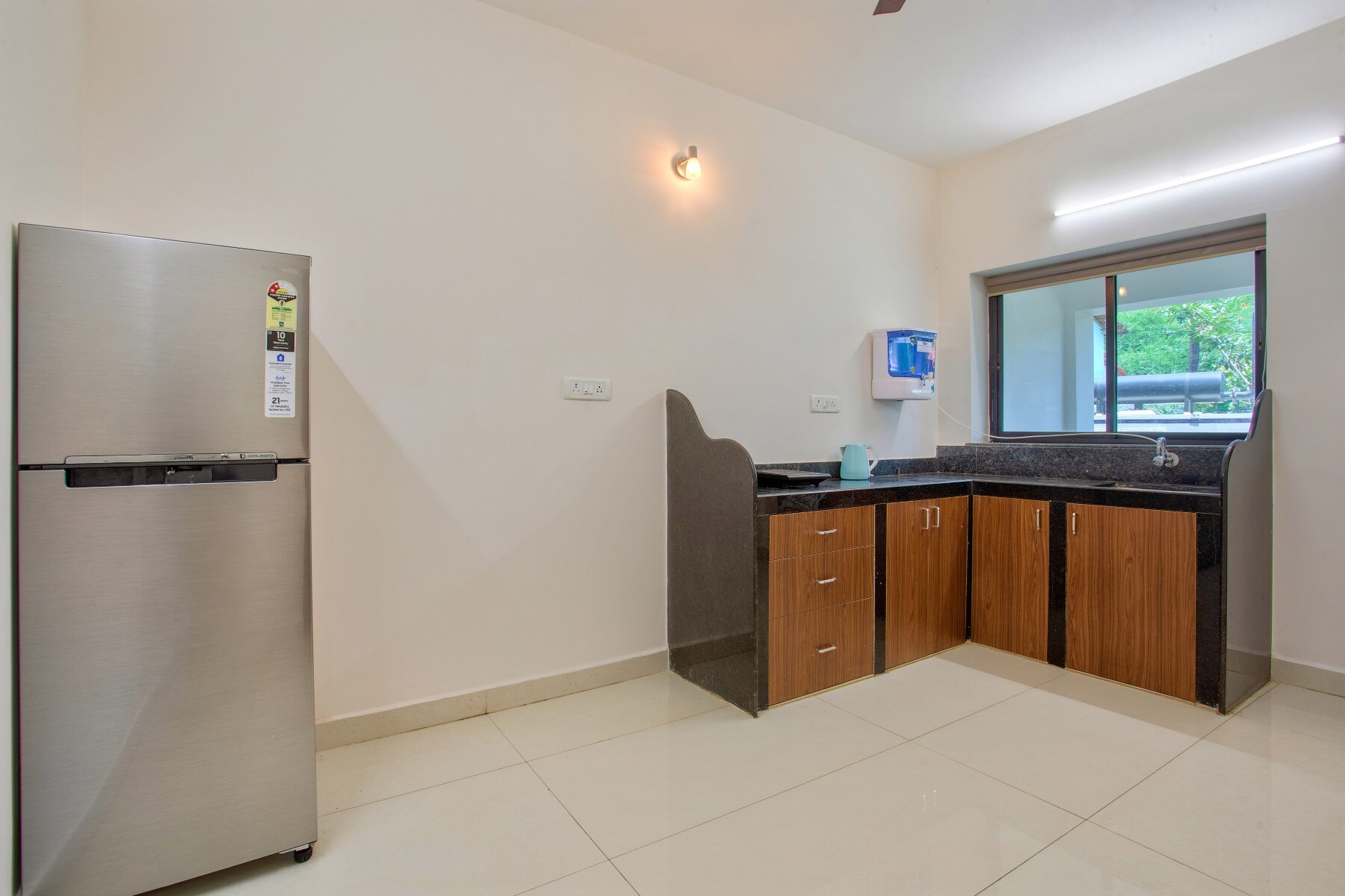 4BHK Luxury Villa w Pool at Heart of Anjuna - Tap to explore photos