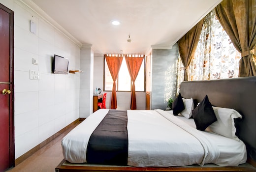 Brill Raj Palace 13 min from Airport