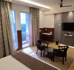 Studio Apartment | Attached Balcony