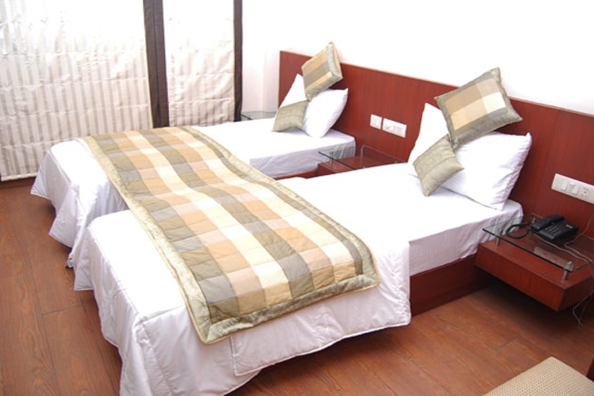 Hotel Shhaurya - Tap to explore photos