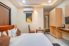 FabHotel Amrit Inn, Indore