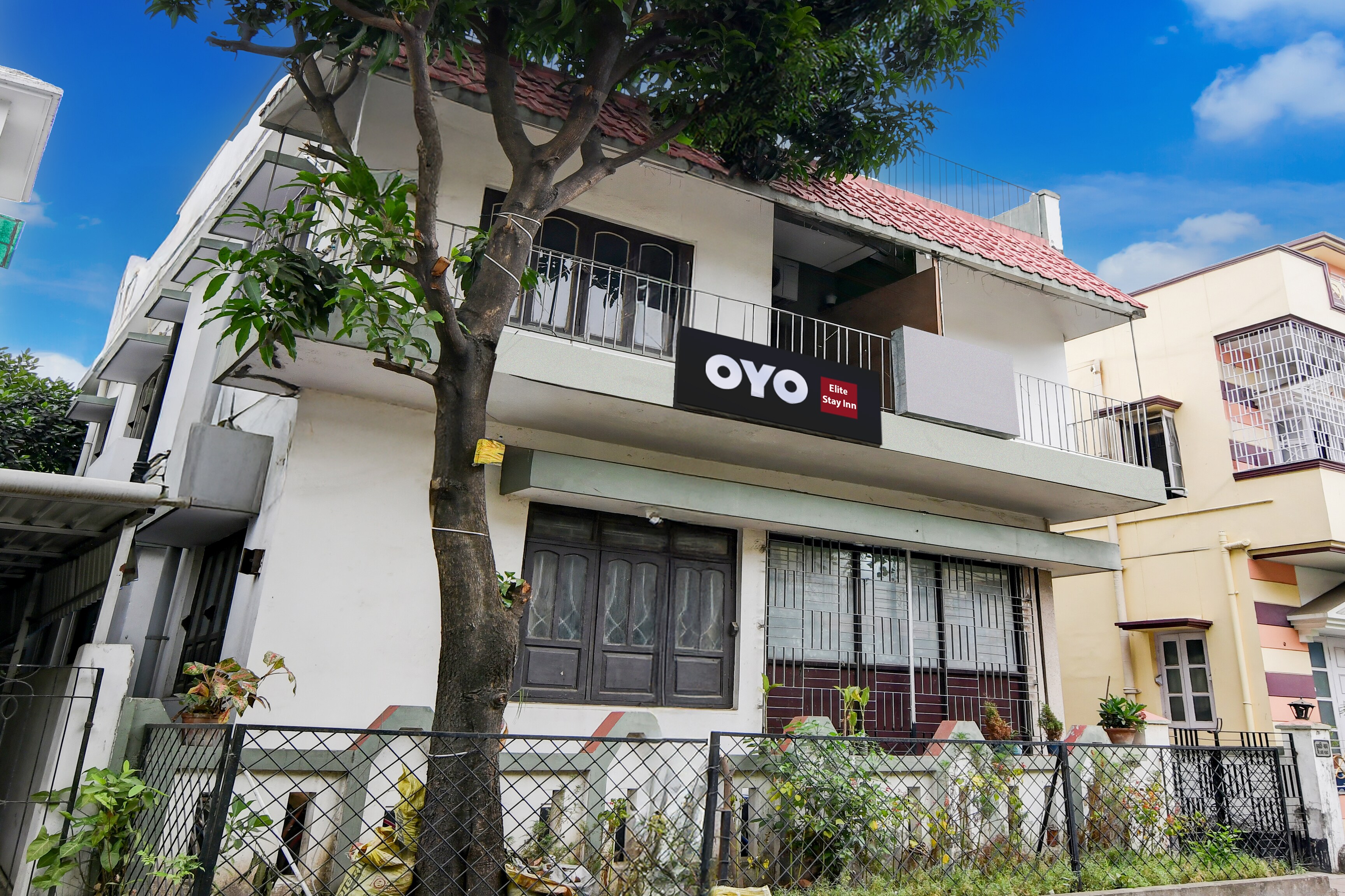 Hotel O Elite Stay Inn - Tap to explore photos