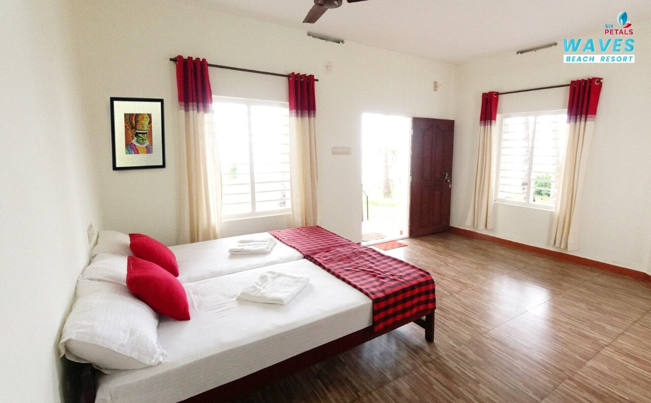 Haris Stayhomes Waves - Tap to explore photos