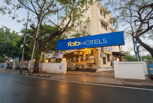 FabHotel Colors Service Apartment