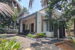 BAYWOODS LUXURY BEACH VILLA ECR - NEAR PONDICHERRY, Cheyyur