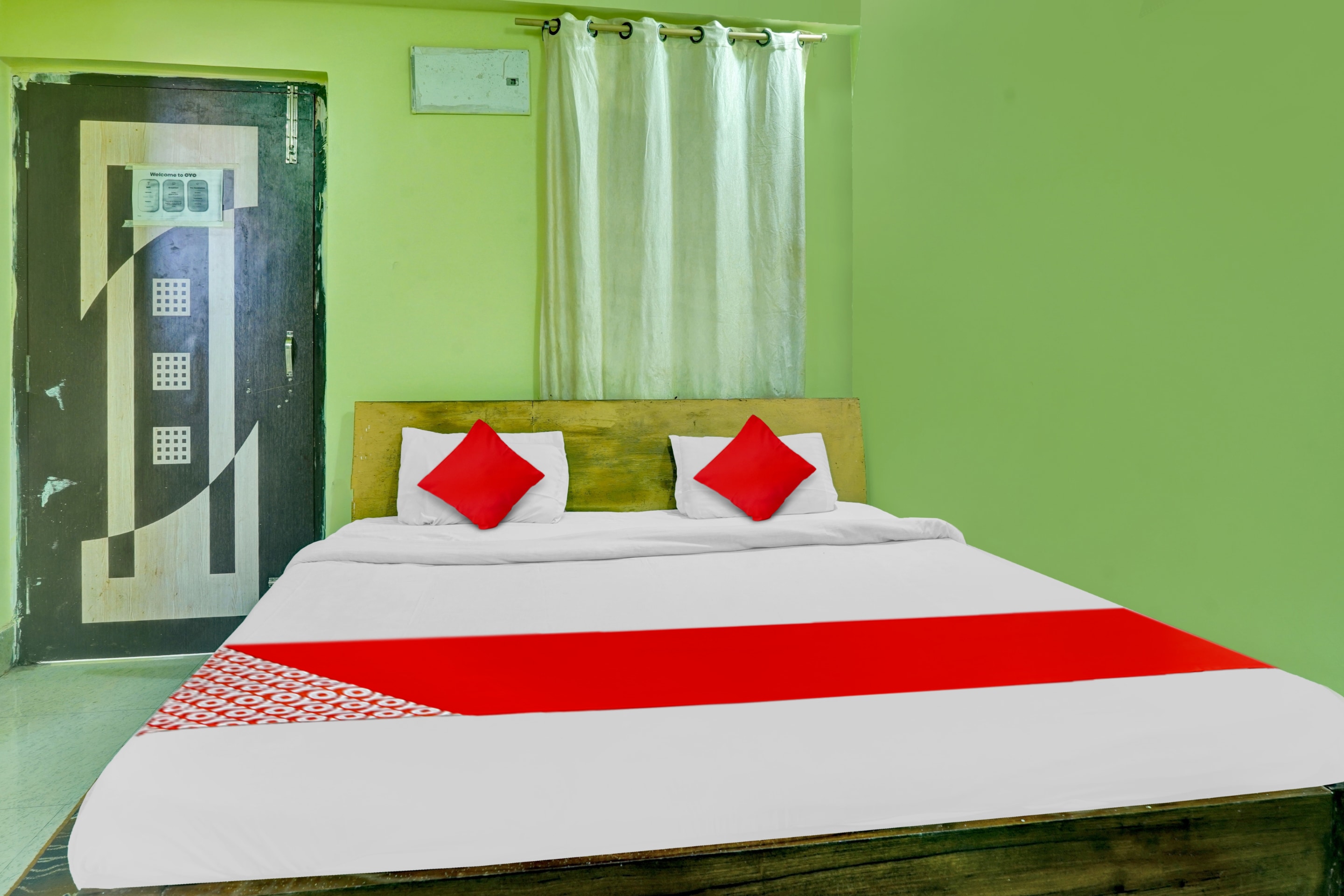 Hotel O Sneh Inn - Tap to explore photos