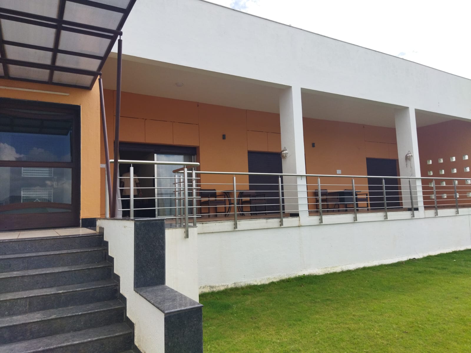 Lake view Bungalow 1