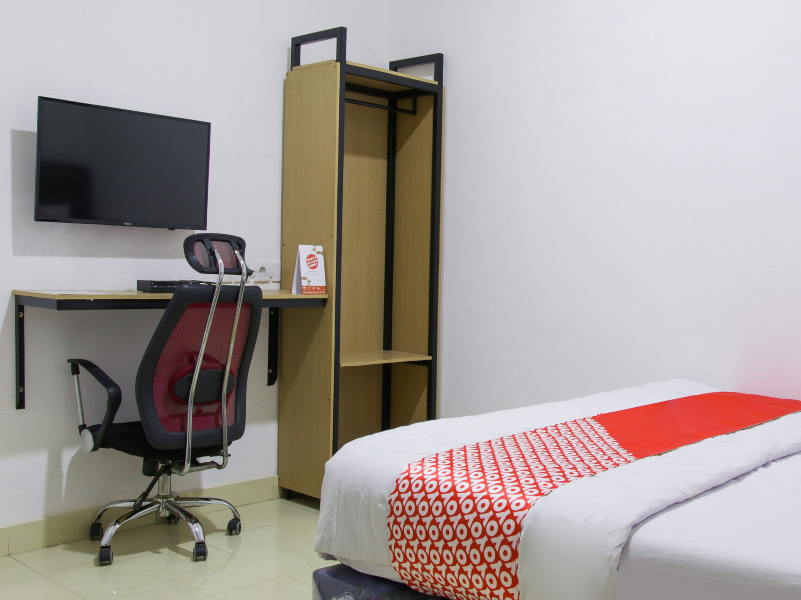 Hotel O Pa Baeng Baeng Near Rumah Sakit Faisal Formerly Guest House Cahaya 7296 - Tap to explore photos