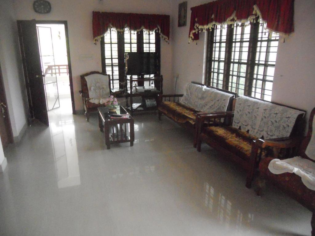 Palakal Residency Home Stay - Tap to explore photos