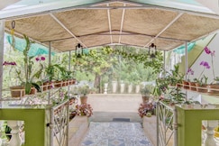 JOHNS HIGHLAND COMFORT, Goa