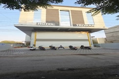 FabHotel Trivana, Indore