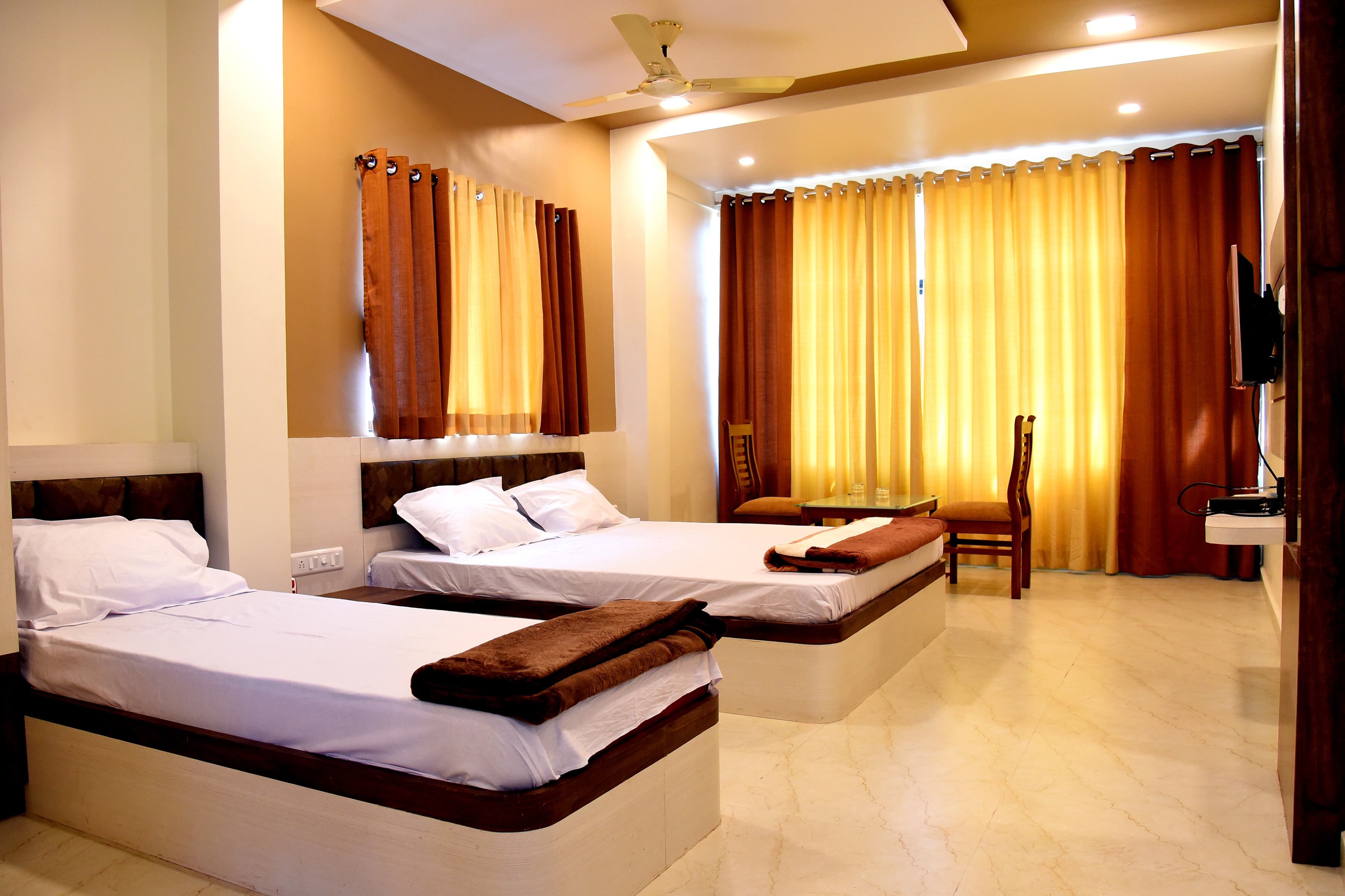 Non Ac Family Suite 1