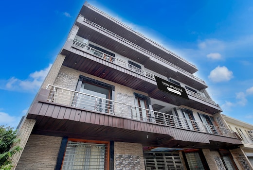 Townhouse Naya Gaon Formerly Hotel Paradise