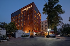 Hotel Plenteous Inn, Ahmedabad