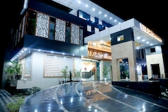 J S Grand Club and Resort, झाँसी