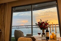 Luxurious Studio 37 FL Halfday Stay Supernova, Noida