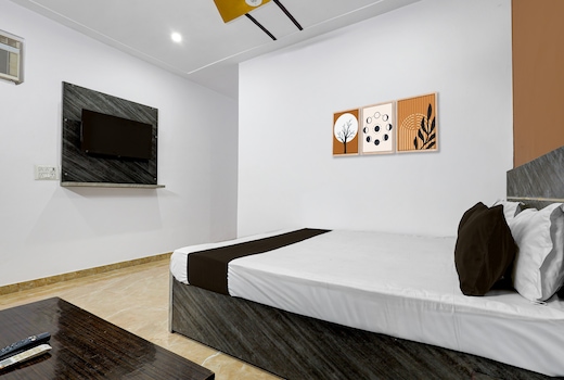 Hotel O by OYO NAMAN INN