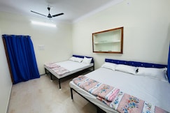 Jauhari Stay, Ujjain