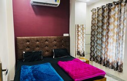 Double Bed Ac