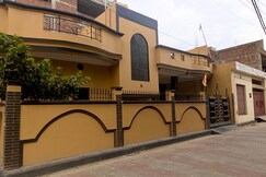 Monkstays Banaras, Varanasi
