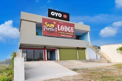 Hotel O Sun Perfect Lodge, Kendraparha