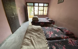 4 Bed Room with balcony (1)