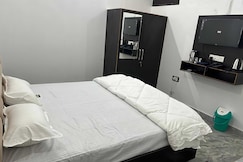 Hotel O by OYO SHRI NARAYANAM, Ayodhya