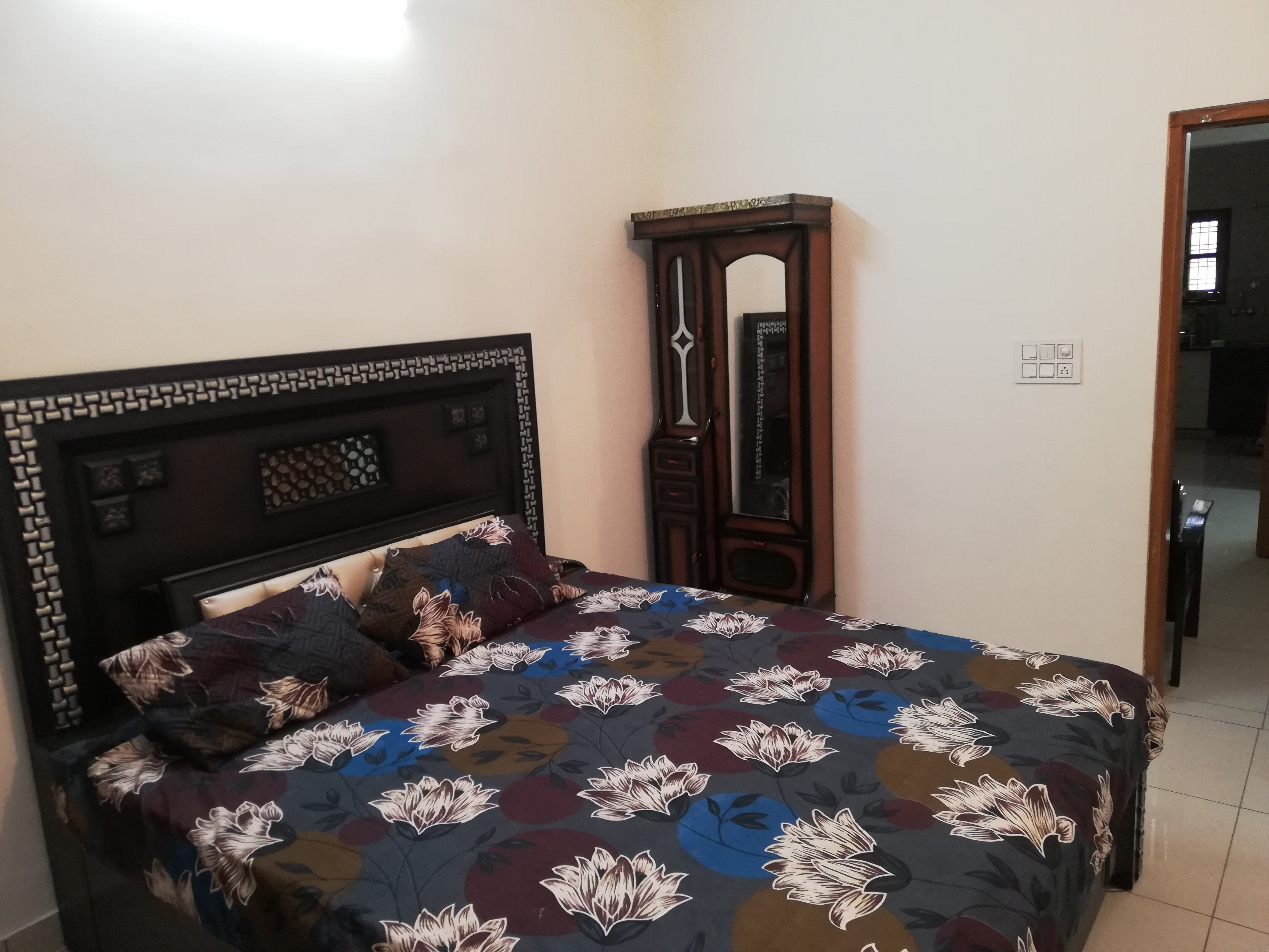 The Home -Just 30 mtr from Sahastradhara Road - Tap to explore photos