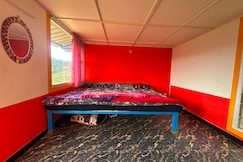 aura hut, Marayoor