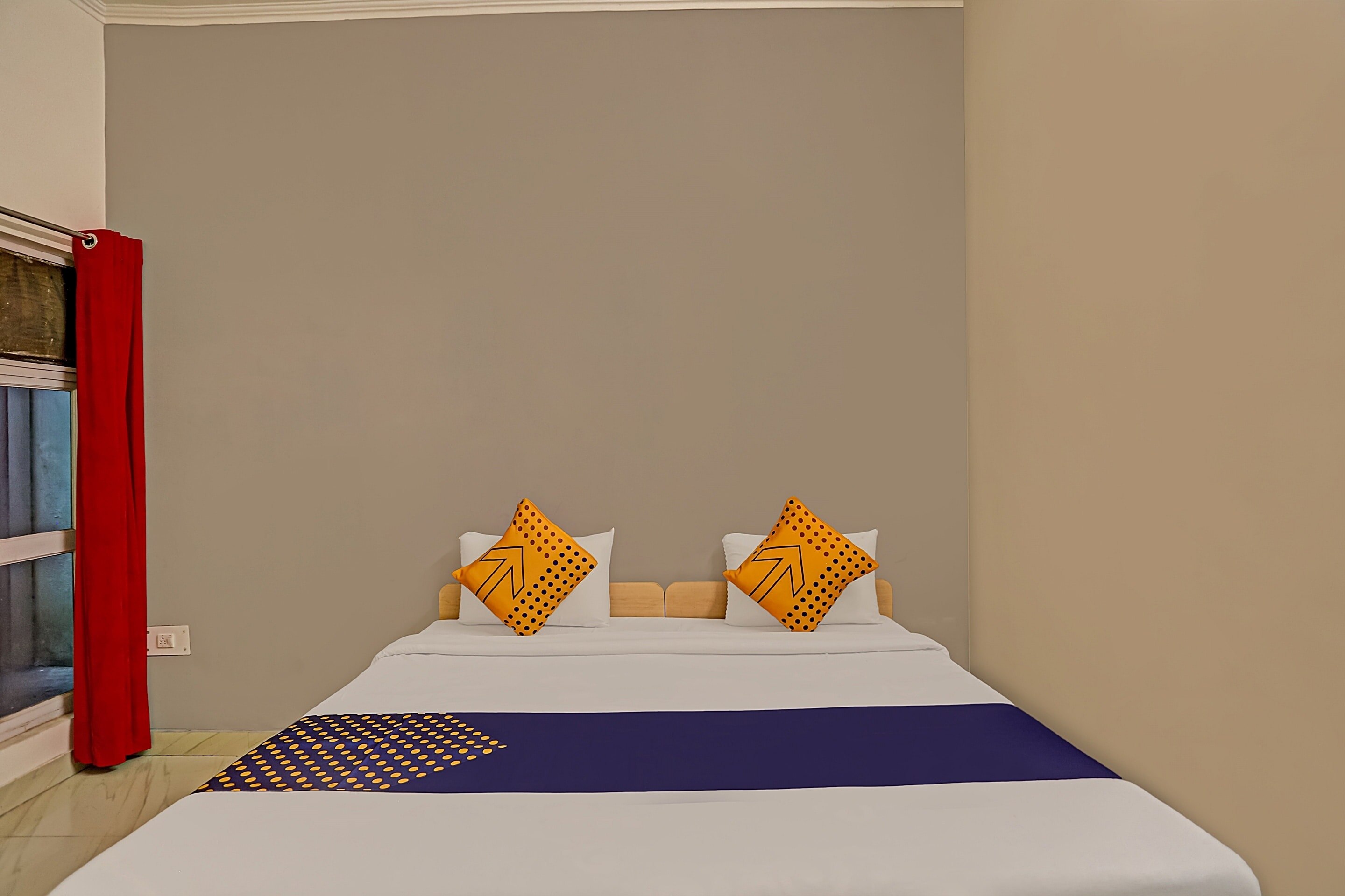 SPOT ON Hotel Grand Blue - Tap to explore photos
