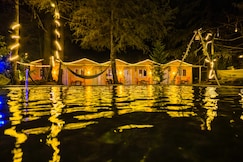 Pandora Riverside Cafe and Stay, Kasol