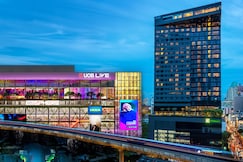 هوليداي إن بانكوك سوكوم 1يت باي آيتش جي, 