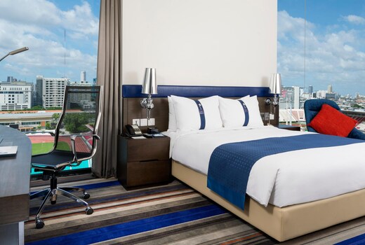 Holiday Inn Express Bangkok Siam Bangkok Hotel Price Address Reviews