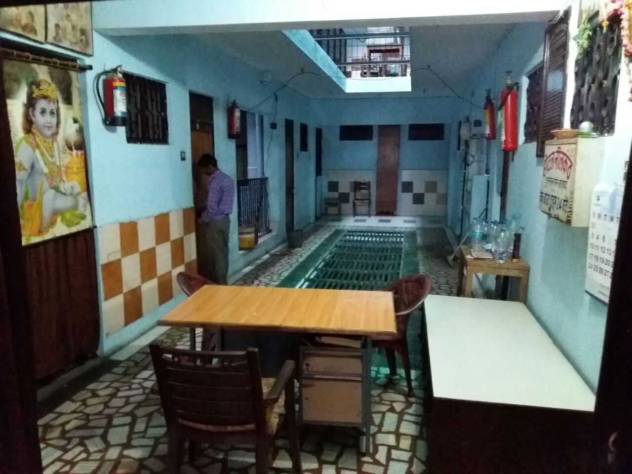 Hotel Neelkanth  - Tap to explore photos