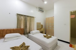 Surf Trip Maldives, Maldives