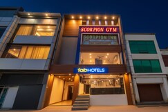 Via Scorpion Inn, Delhi