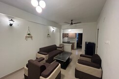 Skyview Suites 14th Floor Luxury Stay, Karnal