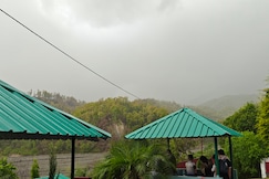 River side home stay, Dehradun