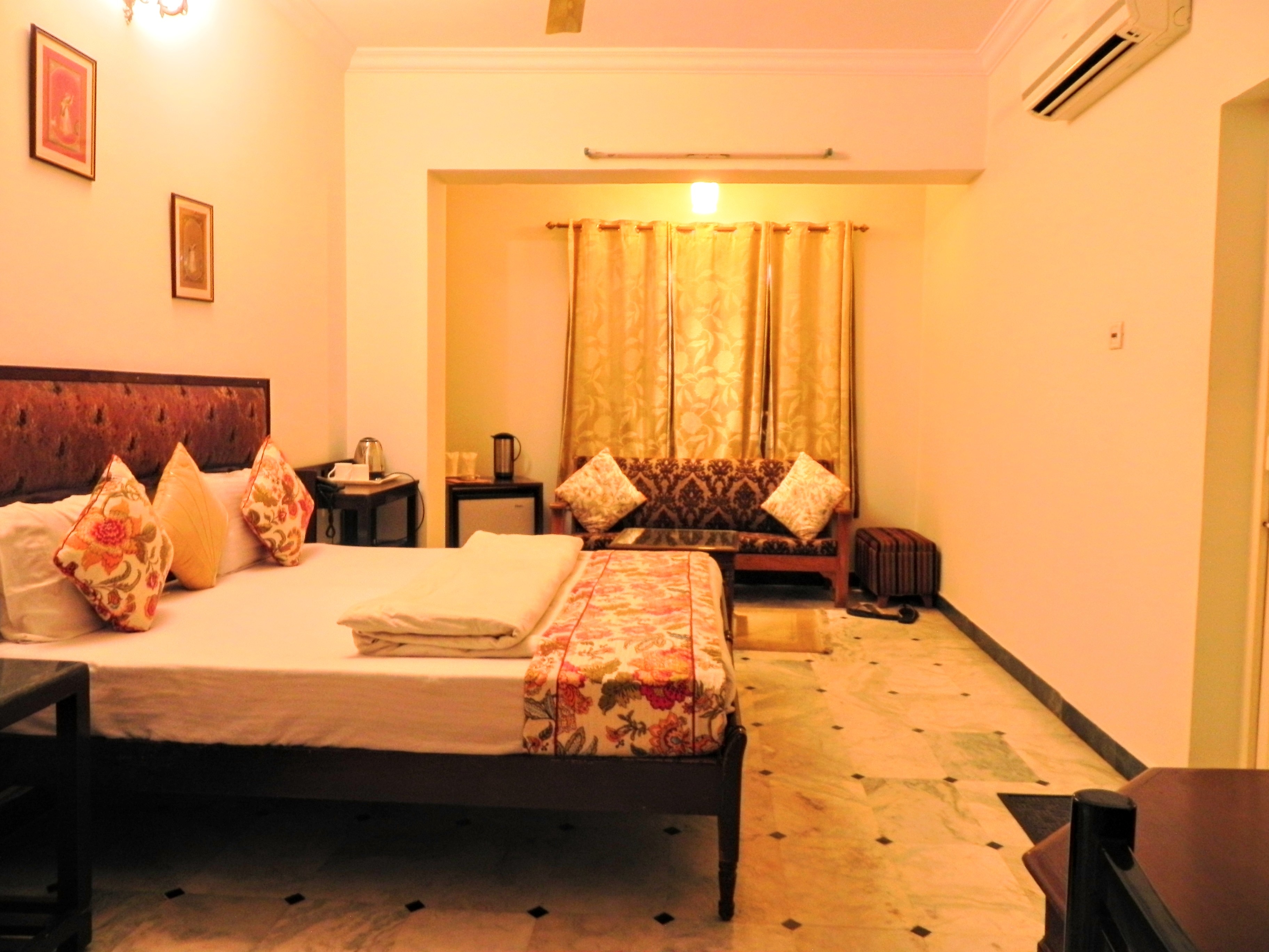 Hotel Kishan Kunj  - Tap to explore photos