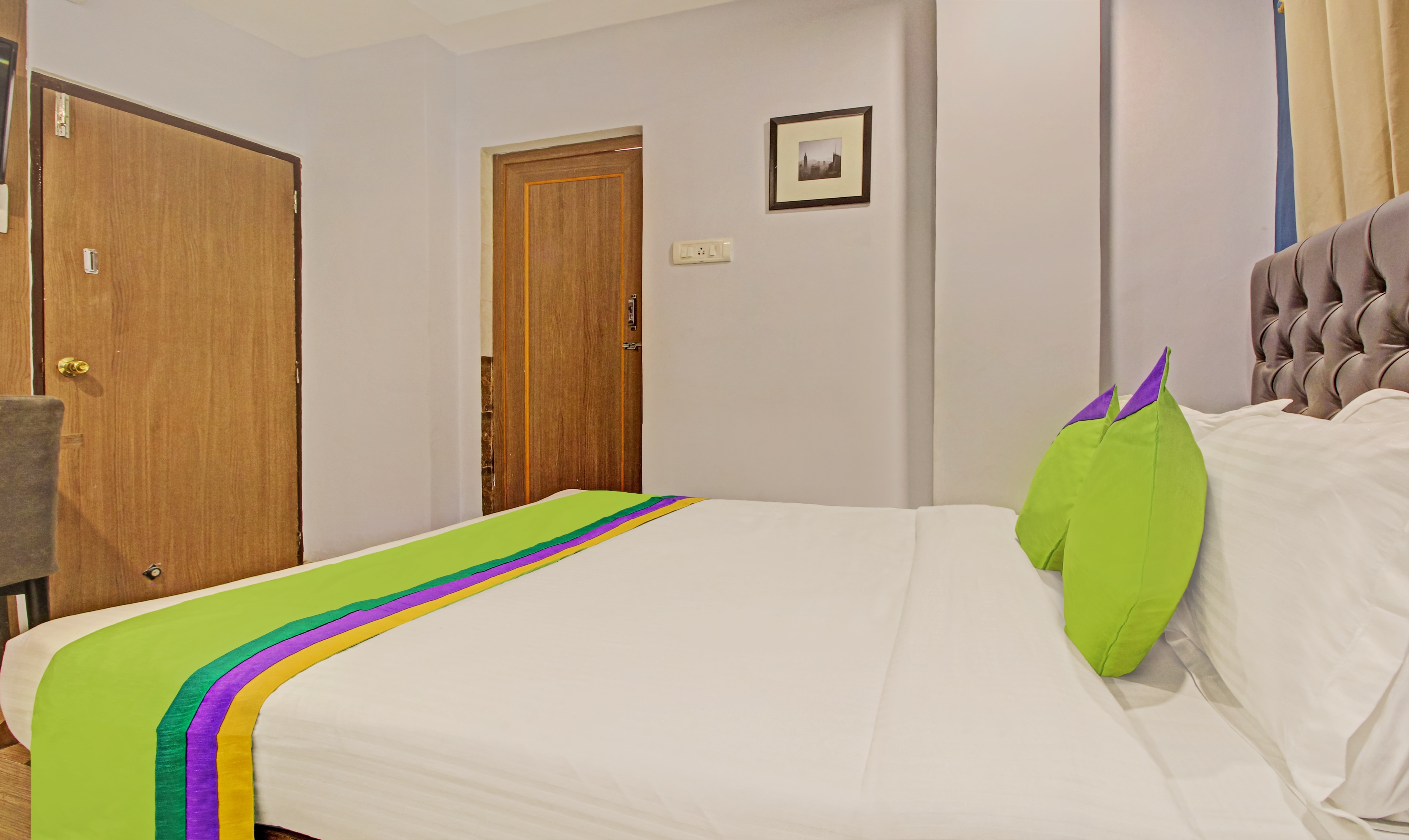 Hotel Royal Crowne near Kolkata Airport - Tap to explore photos