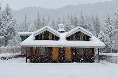 The Alpine Hut, Manali