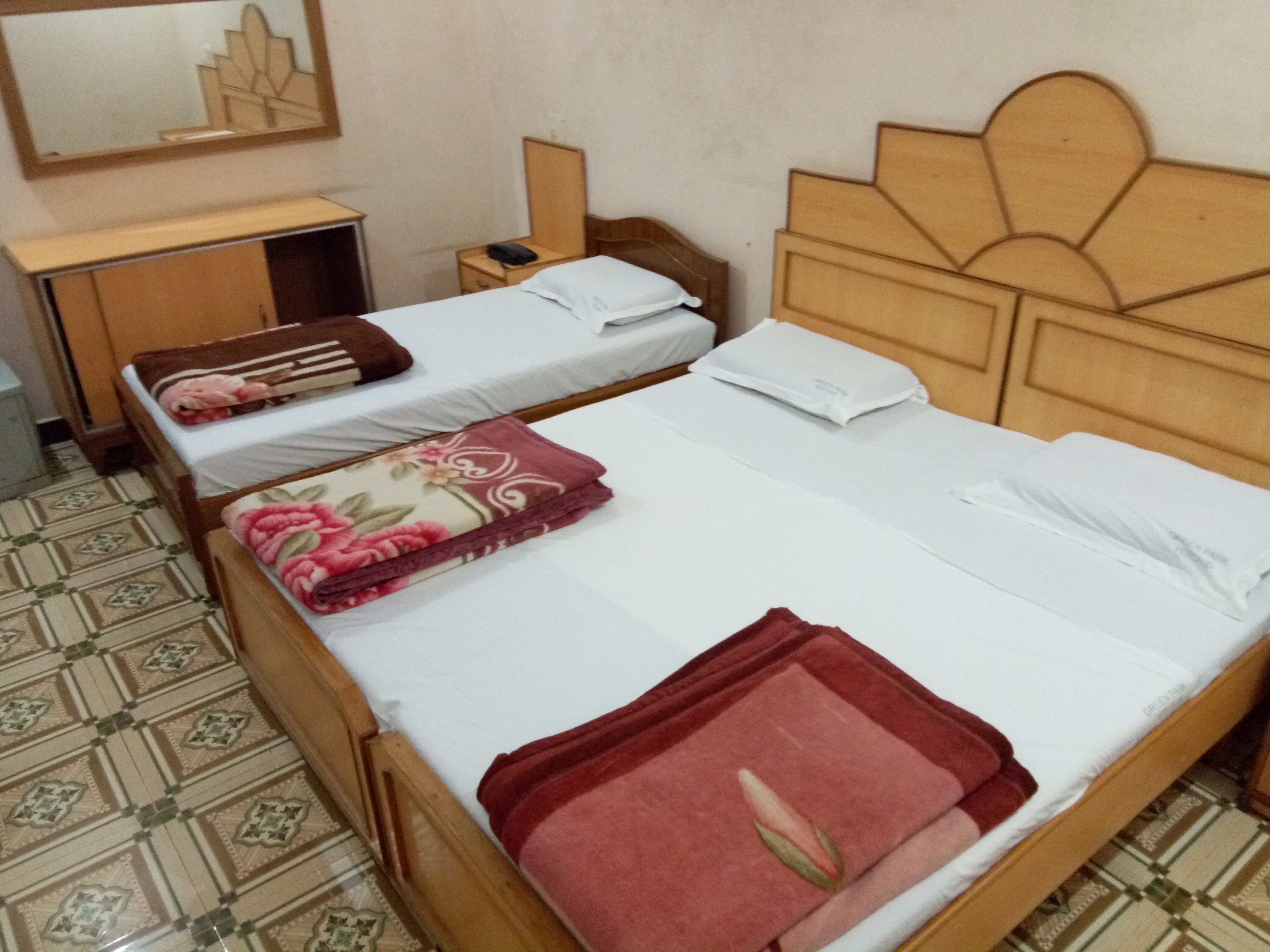 Green Park Hill Resort | Rooms & Caretaker - Tap to explore photos