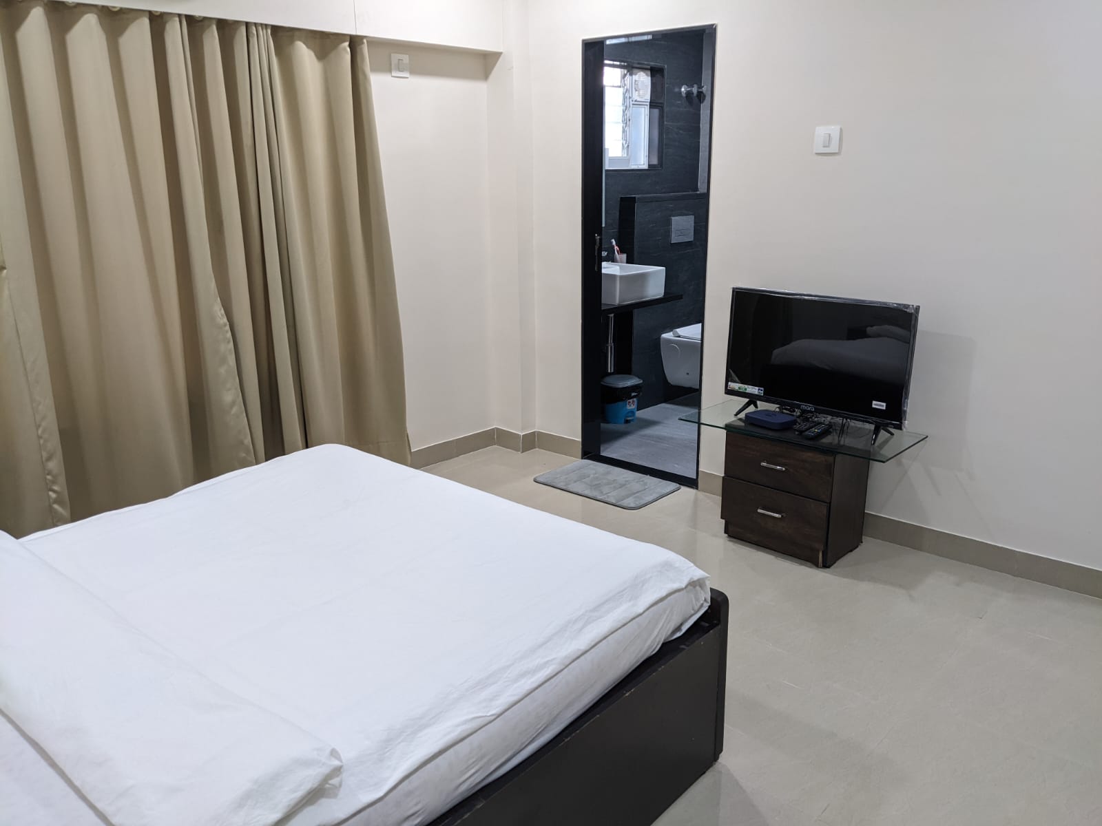 Concorde Service Apartment - Tap to explore photos