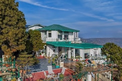 ELIVAAS Berlin House 4 BHK Villa Hillside Getaway, Solan