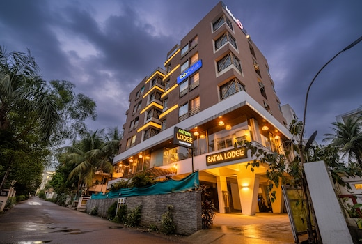FabHotel Sai Raj - Nr Zeel college