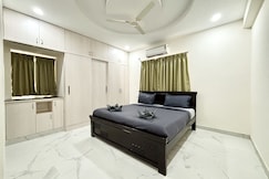 3 Bees Service Apartment 3BHK, Narsapur