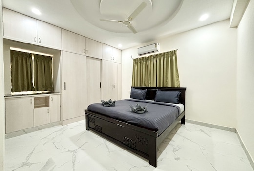 3 Bees Service Apartment 3BHK