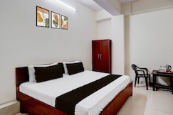 Hotel O by OYO Golden Blue, Greater Noida